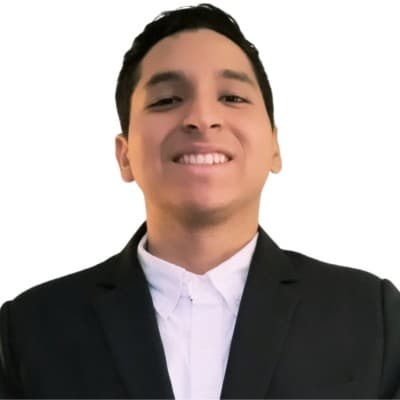 Foto de Jaren Pazmiño, ponente en Build with AI Cuenca 2026